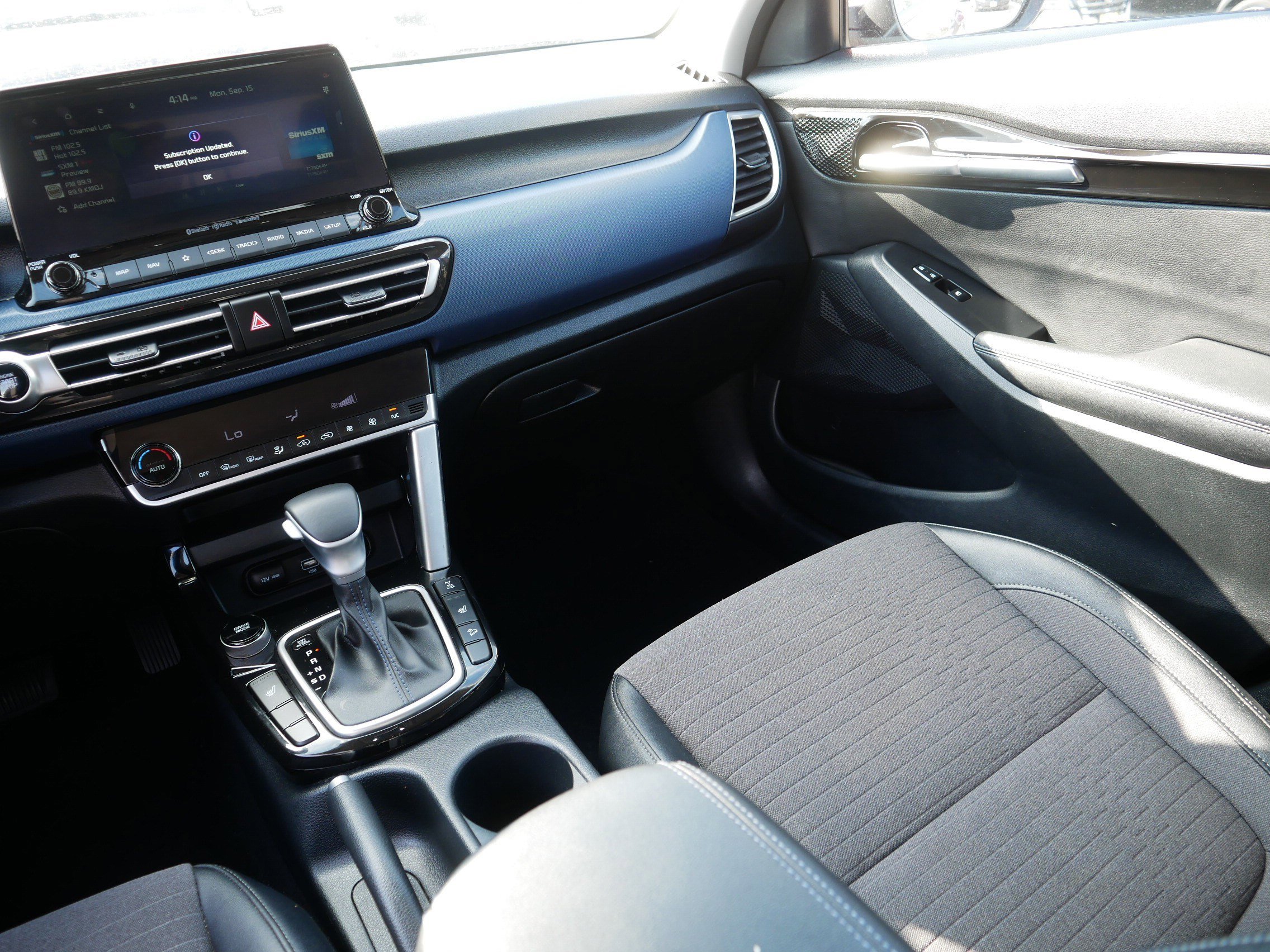Certified 2023 Kia Seltos S w/ Navigation Package image 11
