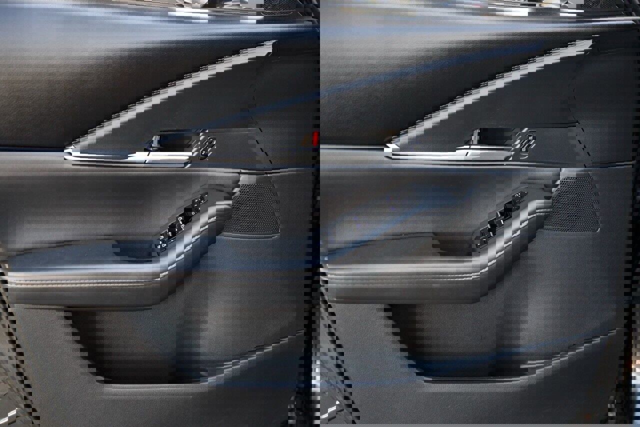 Used 2023 MAZDA CX-30 AWD 2.5 S w/ Select Package image 9