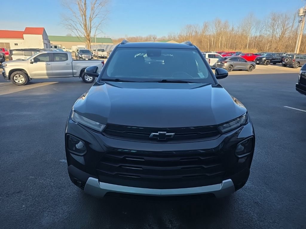 Used 2022 Chevrolet TrailBlazer LT w/ LPO, Blackout Package image 3