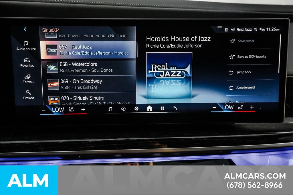 Used 2026 BMW 740i w/ Premium Package RWD image 37