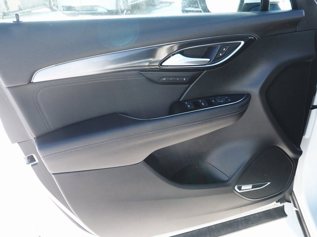 Used 2025 Buick Envision Preferred image 35