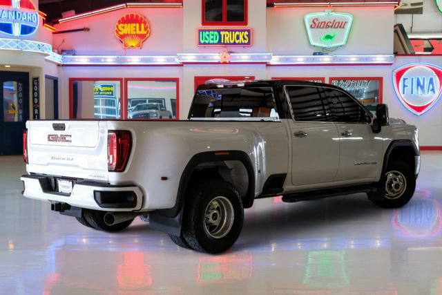 Used 2022 GMC Sierra 3500 Denali AWD/4WD image 3