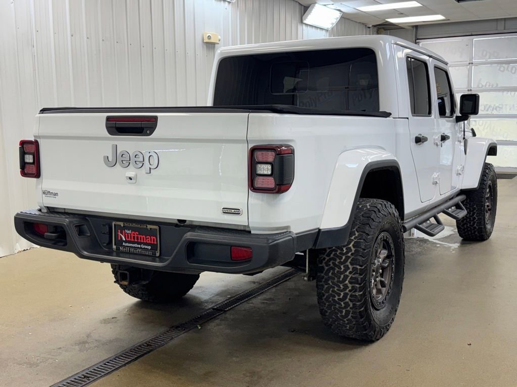 Used 2020 Jeep Gladiator Overland AWD/4WD image 6