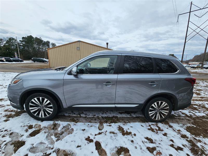 Used 2019 Mitsubishi Outlander SE image 4