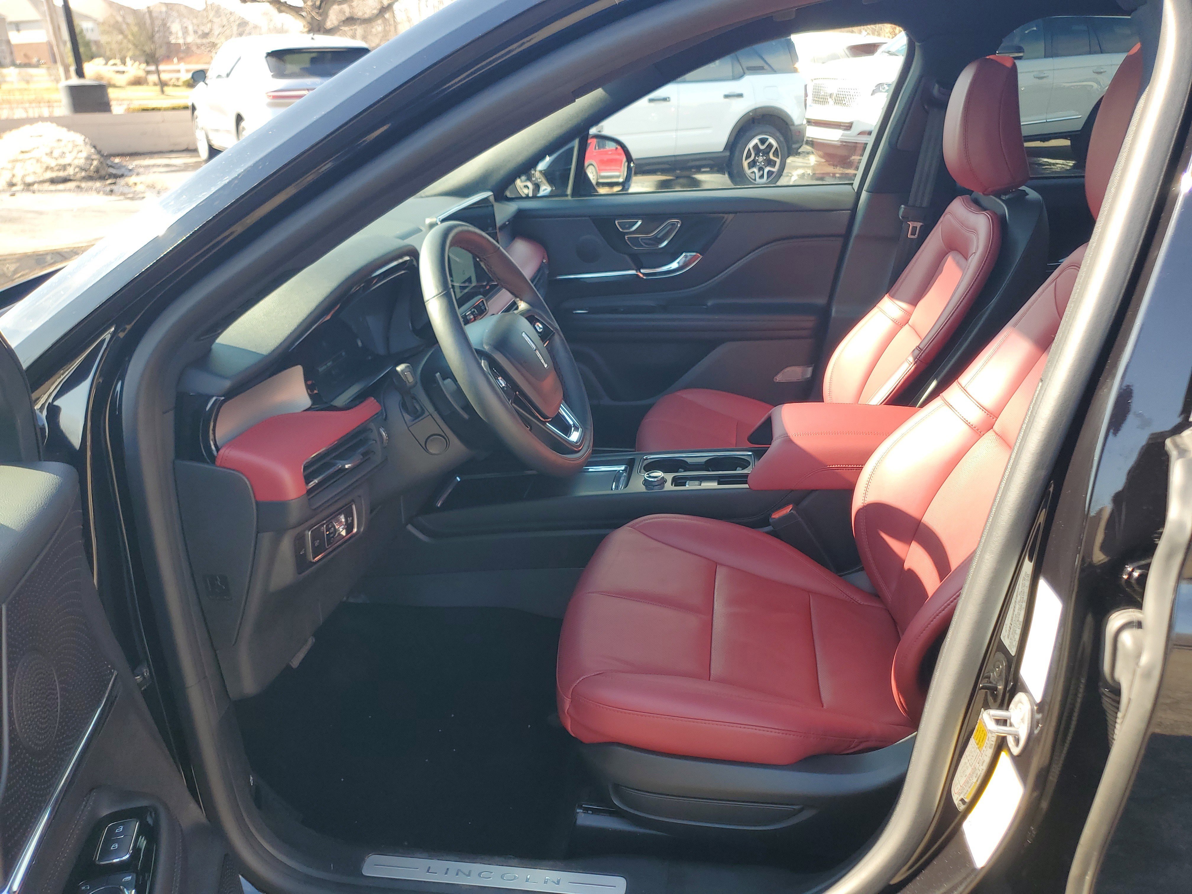 Certified 2023 Lincoln Corsair Reserve w/ Equipment Group 201A image 12