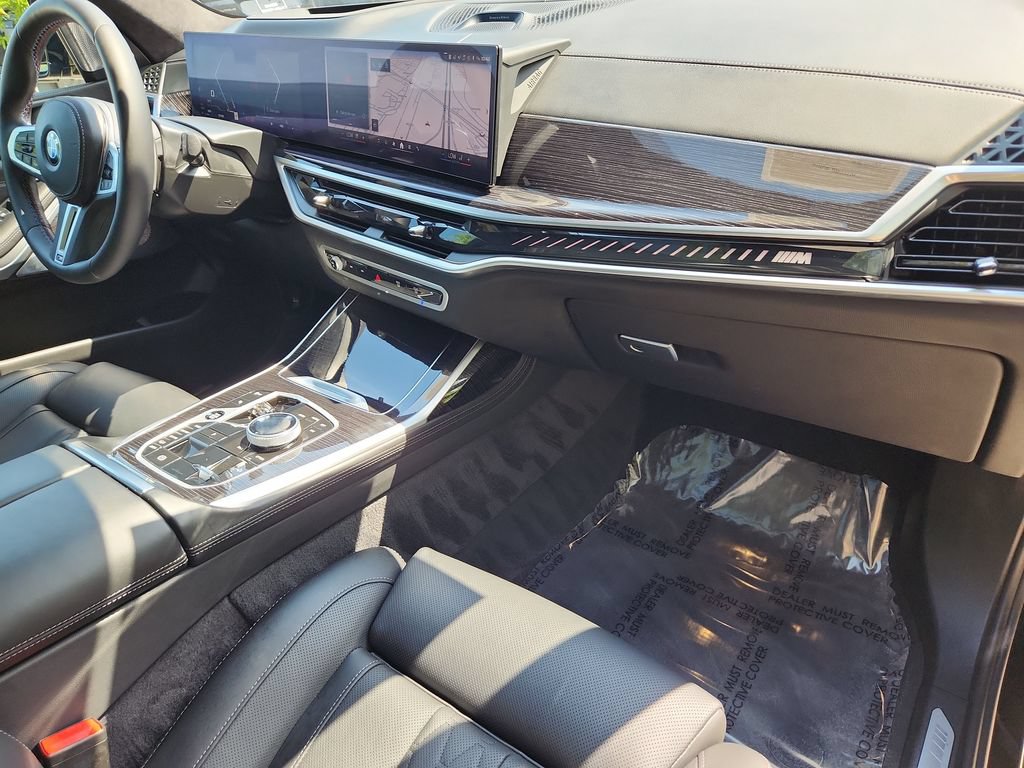 Used 2026 BMW X7 M60i AWD/4WD image 29