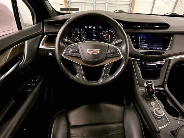 Used 2020 Cadillac XT5 Premium Luxury w/ Platinum Package AWD/4WD image 5