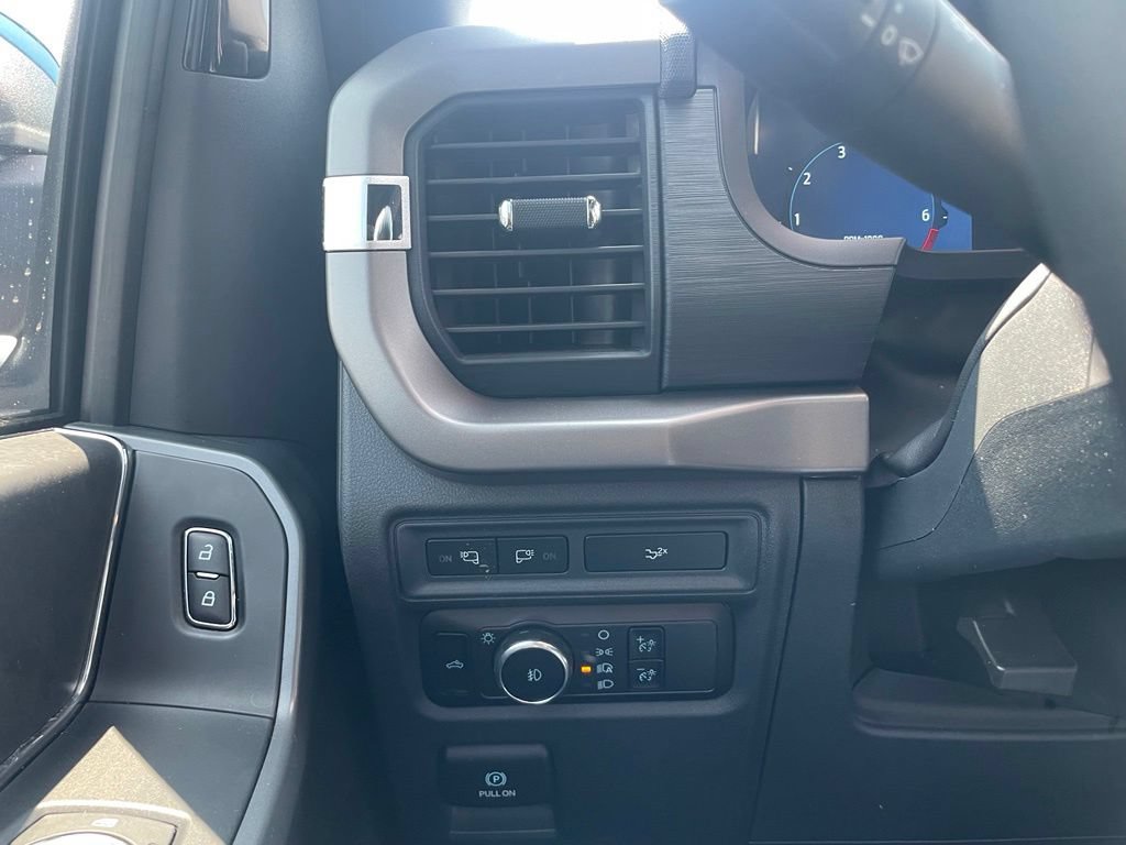 Used 2024 Ford F150 XLT w/ Equipment Group 302A MID RWD image 12