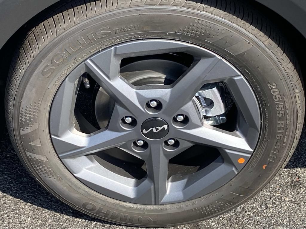 New 2026 Kia K4 FWD image 5