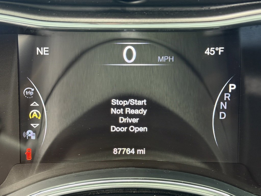 Used 2018 Jeep Grand Cherokee Overland image 39