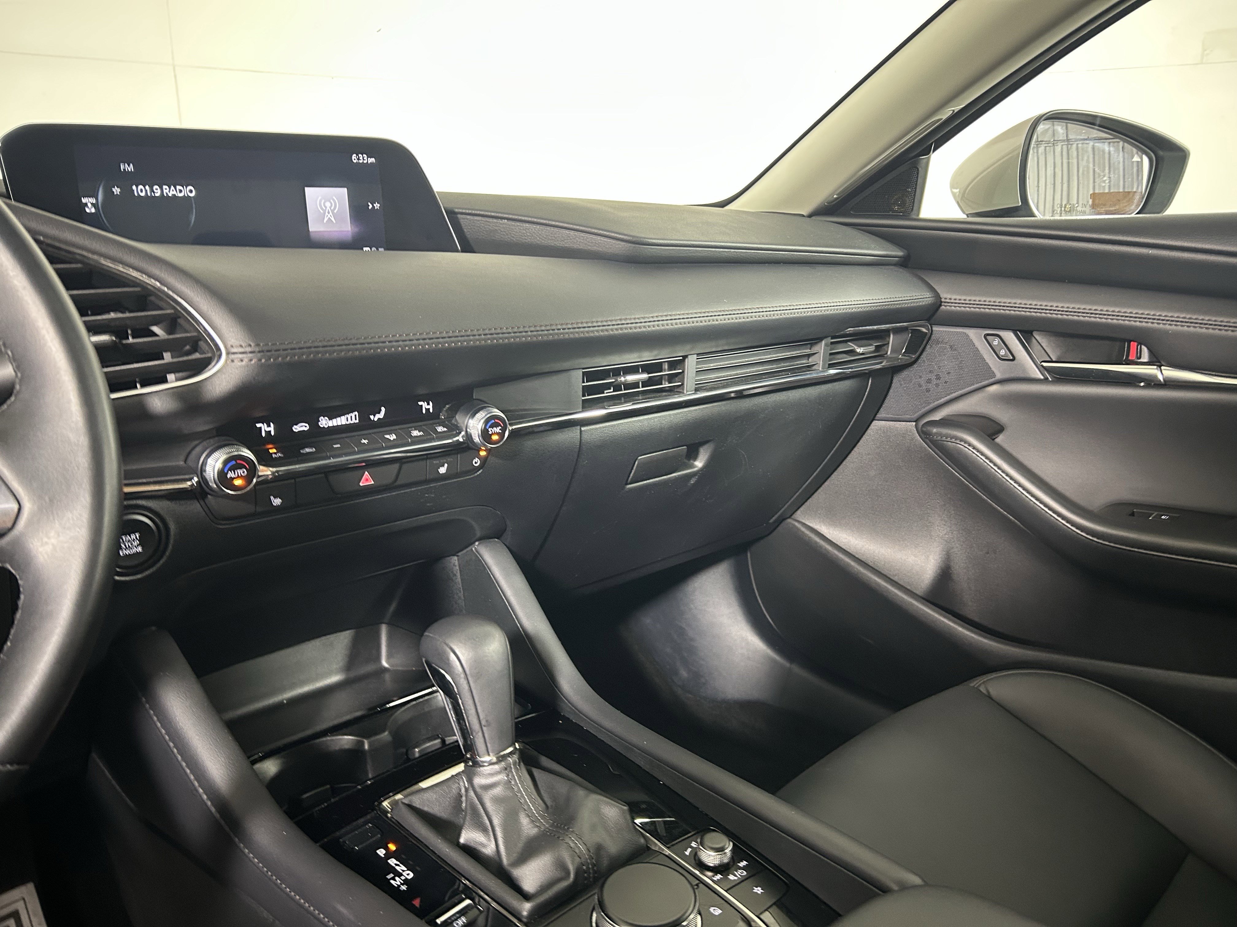 Used 2025 MAZDA MAZDA3 s image 25