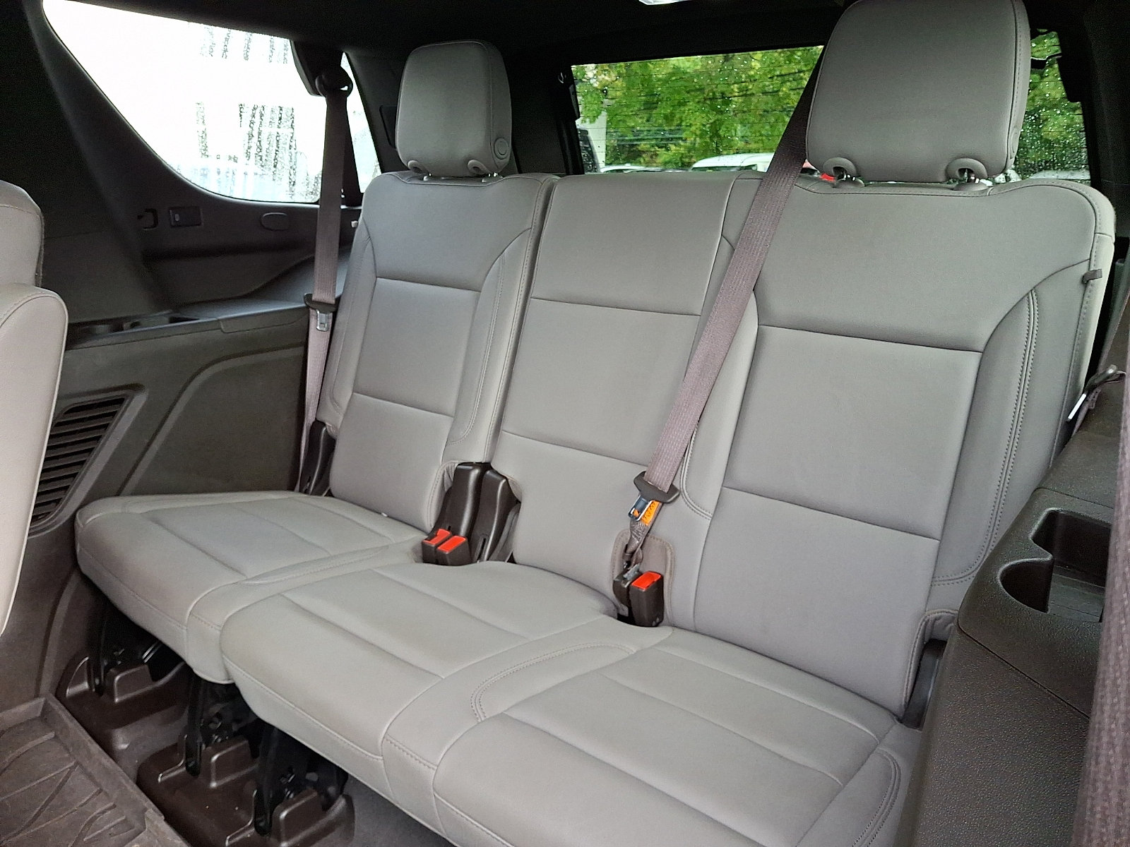 Used 2023 Chevrolet Tahoe LT w/ LT Signature Package AWD/4WD image 12