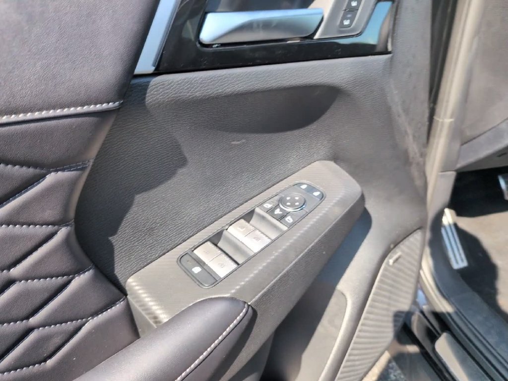 New 2026 Mitsubishi Outlander SEL FWD image 18