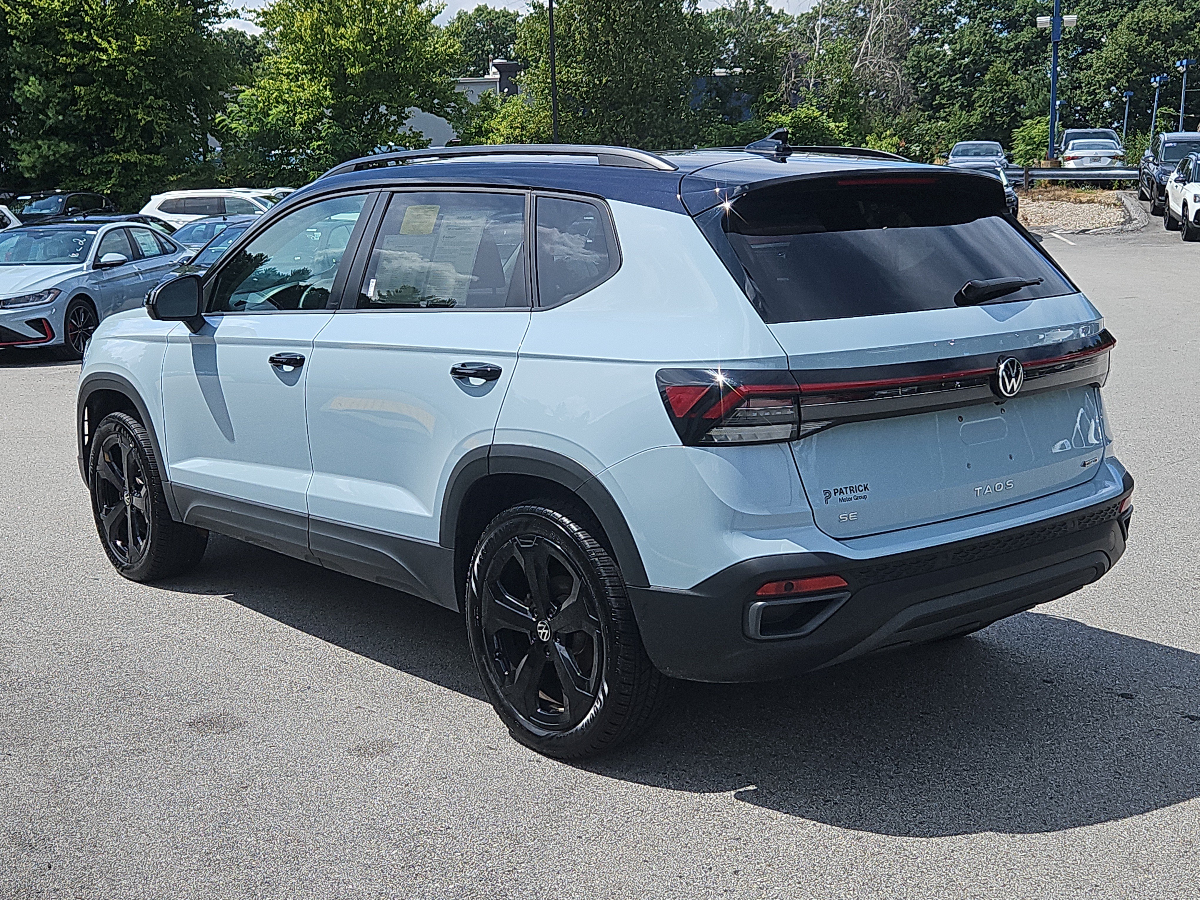 Certified 2025 Volkswagen Taos SE AWD/4WD image 26