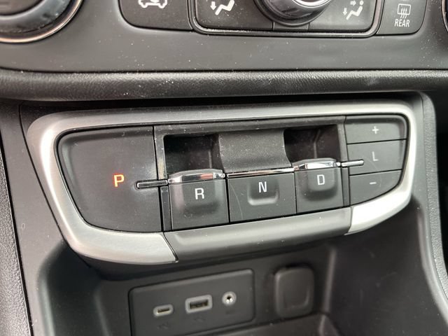 Used 2023 GMC Terrain SLE w/ Driver Convenience Package FWD image 19