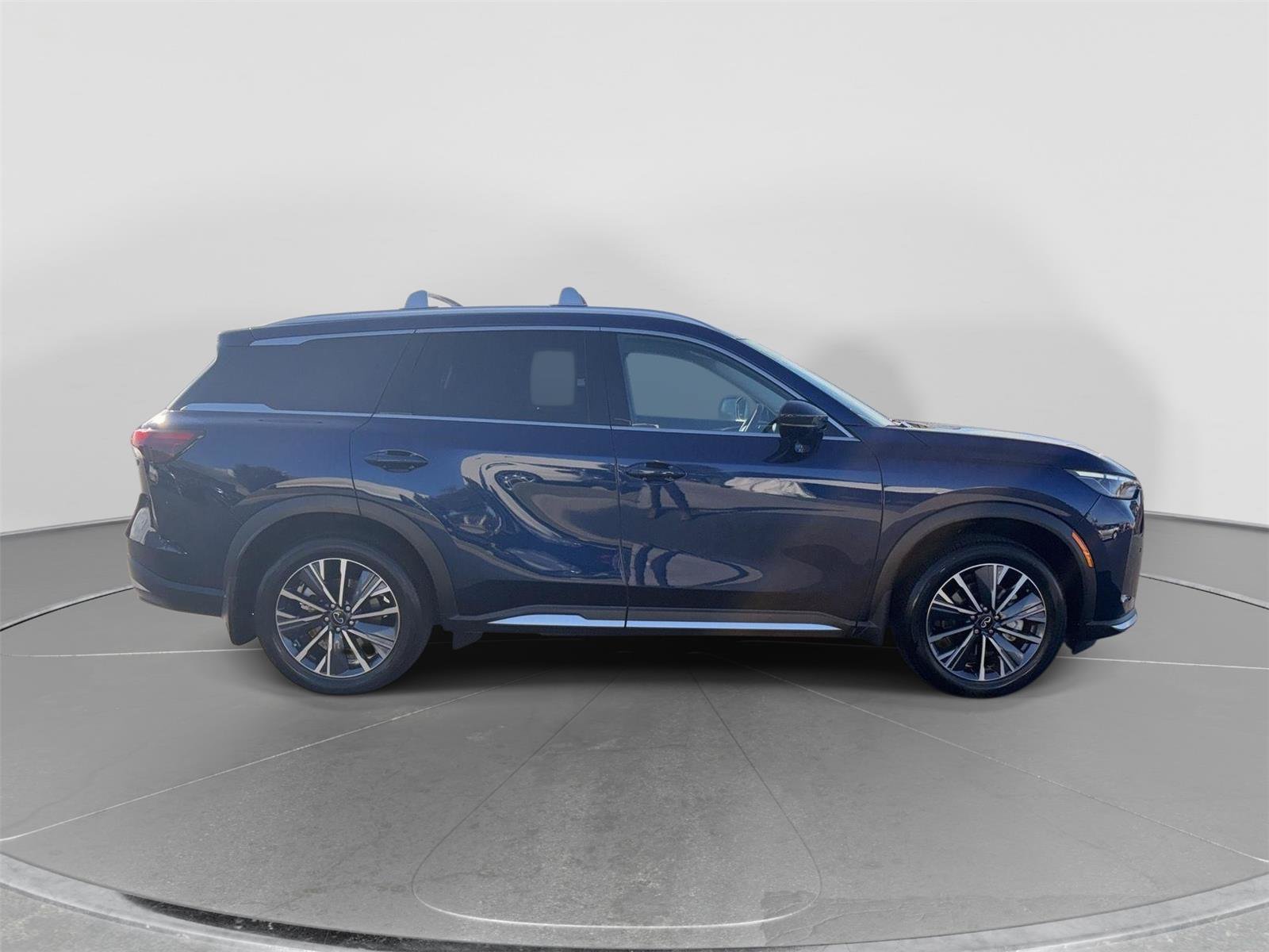 Used 2026 INFINITI QX60 Luxe w/ Cargo Package FWD image 6