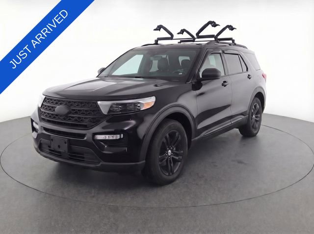 Used 2021 Ford Explorer XLT w/ Equipment Group 202A image 1