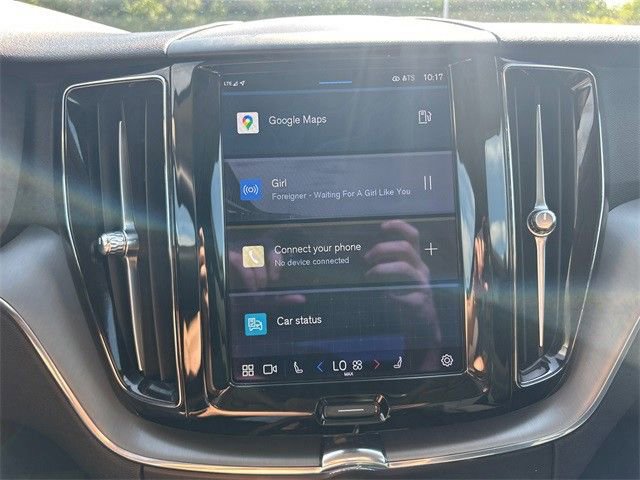 Used 2022 Volvo XC60 B5 Momentum image 25