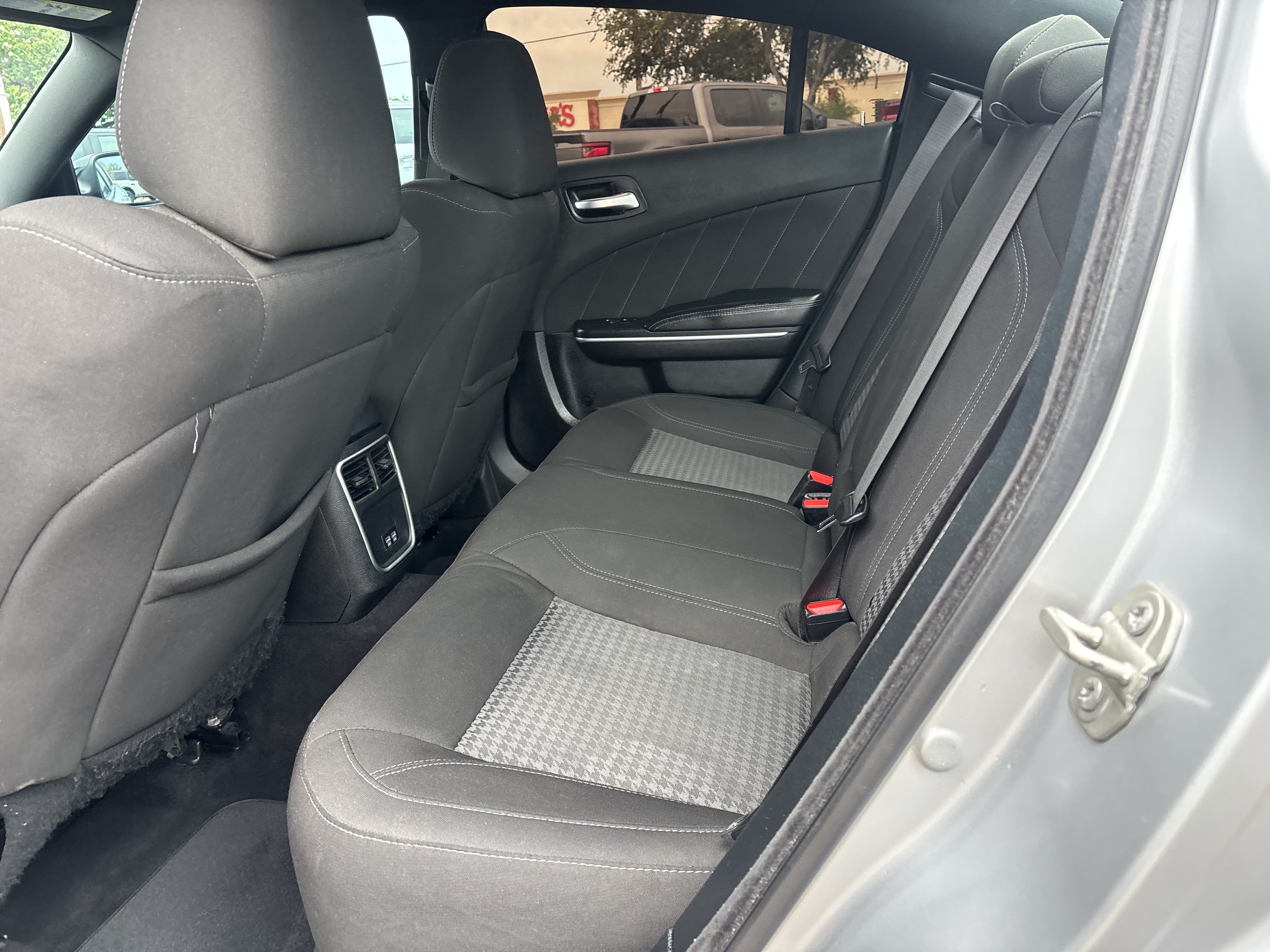 Used 2023 Dodge Charger SXT RWD image 15