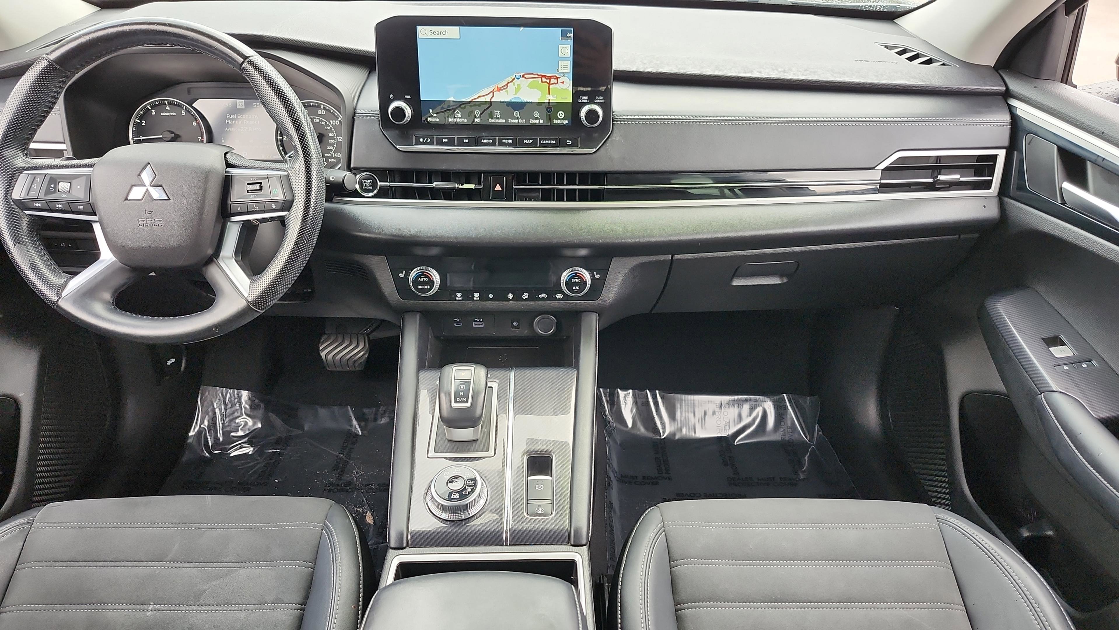 Used 2022 Mitsubishi Outlander SE image 38