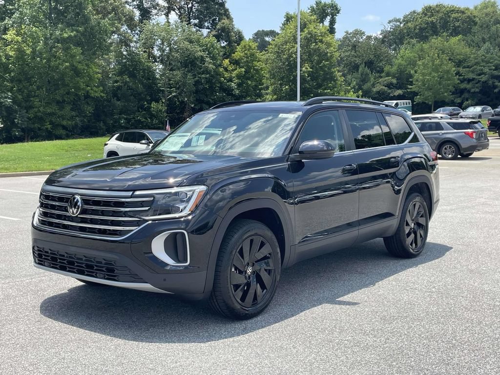 New 2026 Volkswagen Atlas SE FWD image 3
