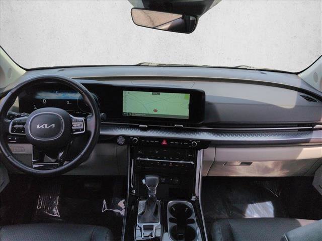 Used 2024 Kia Carnival SX Prestige FWD image 20