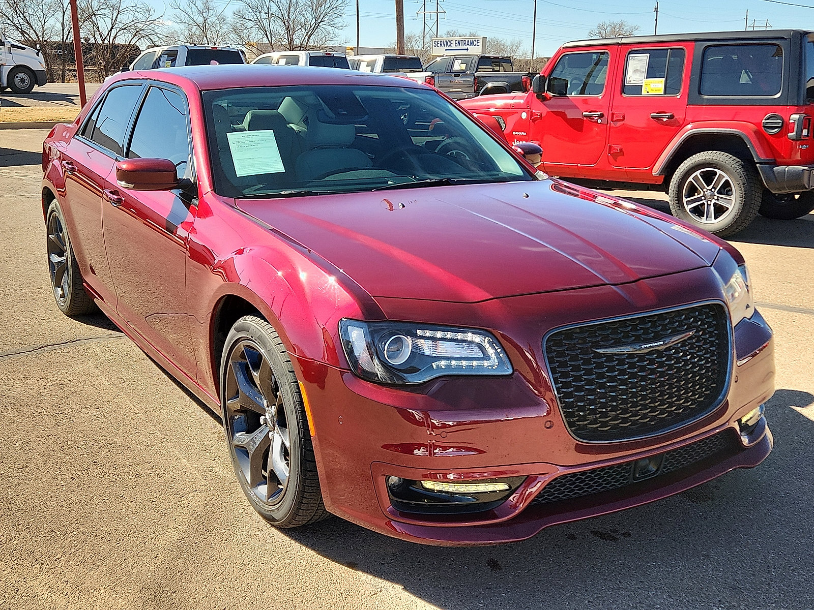 Used 2023 Chrysler 300 Touring L w/ Safetytec Plus Group image 6