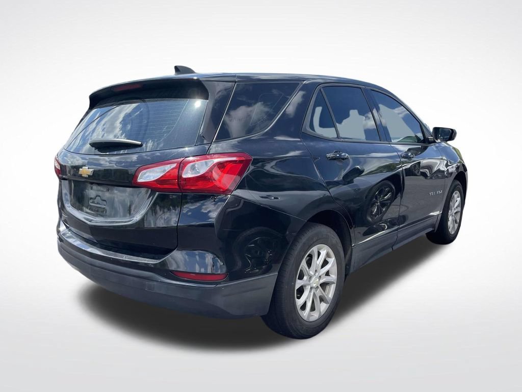Used 2019 Chevrolet Equinox LS FWD image 4