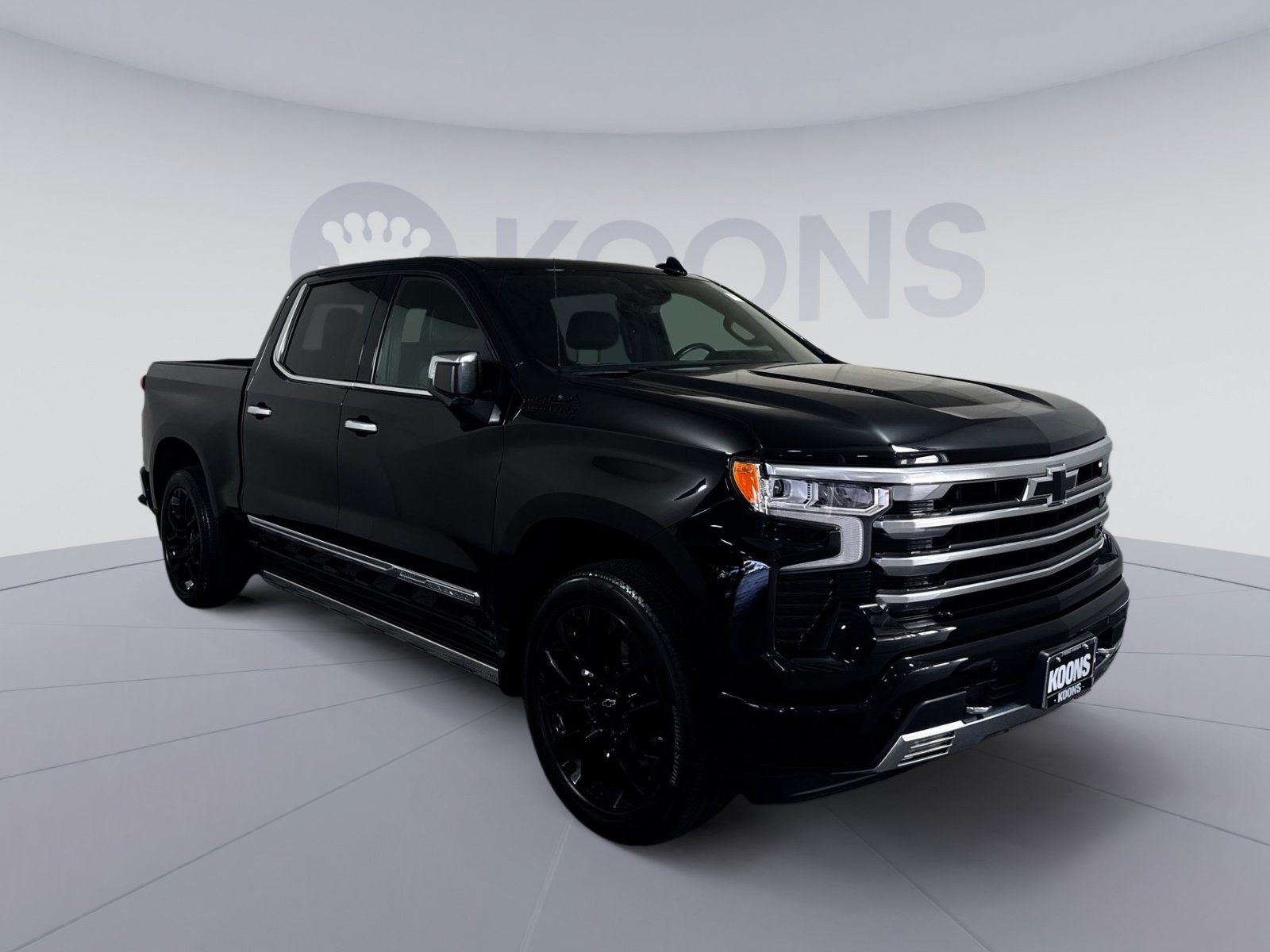 Used 2024 Chevrolet Silverado 1500 High Country AWD/4WD image 10