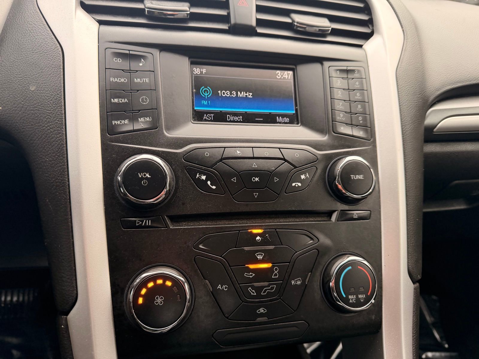 Used 2016 Ford Fusion S image 24