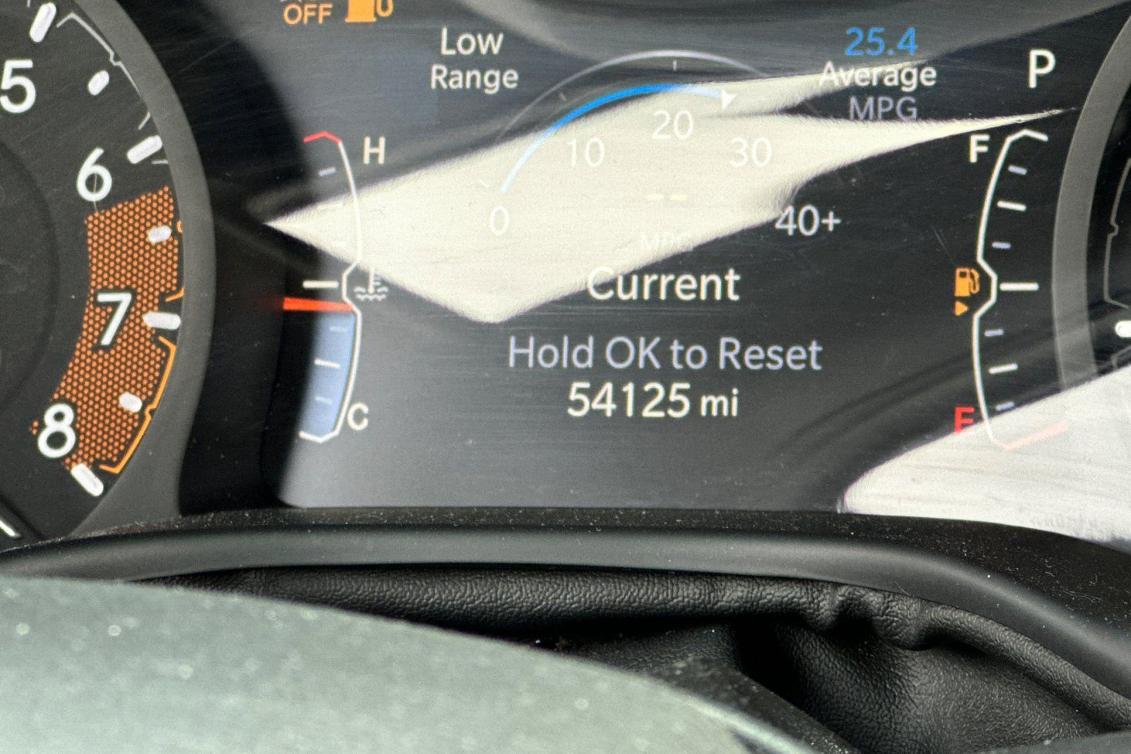 Used 2024 Jeep Compass Latitude image 31