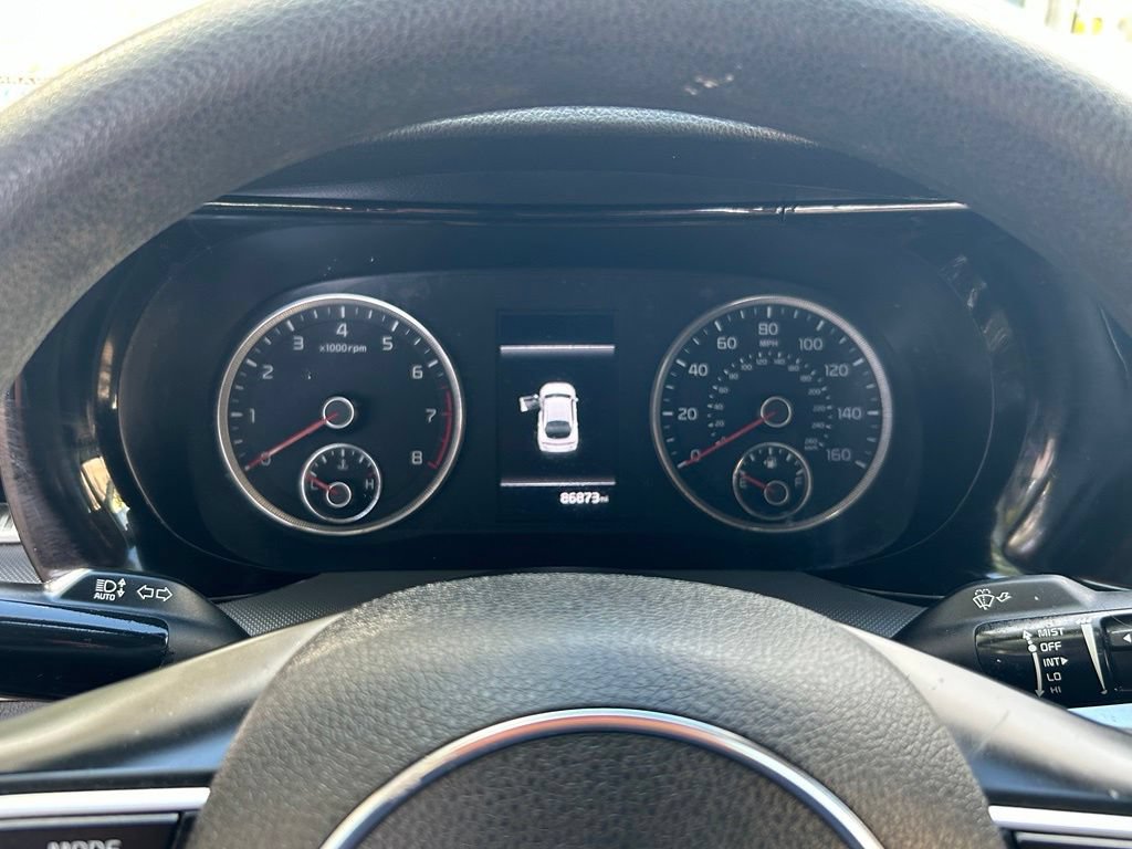Used 2021 Kia K5 LXS FWD image 17