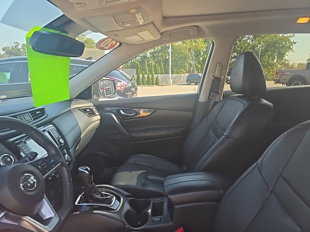 Used 2020 Nissan Rogue SL image 5