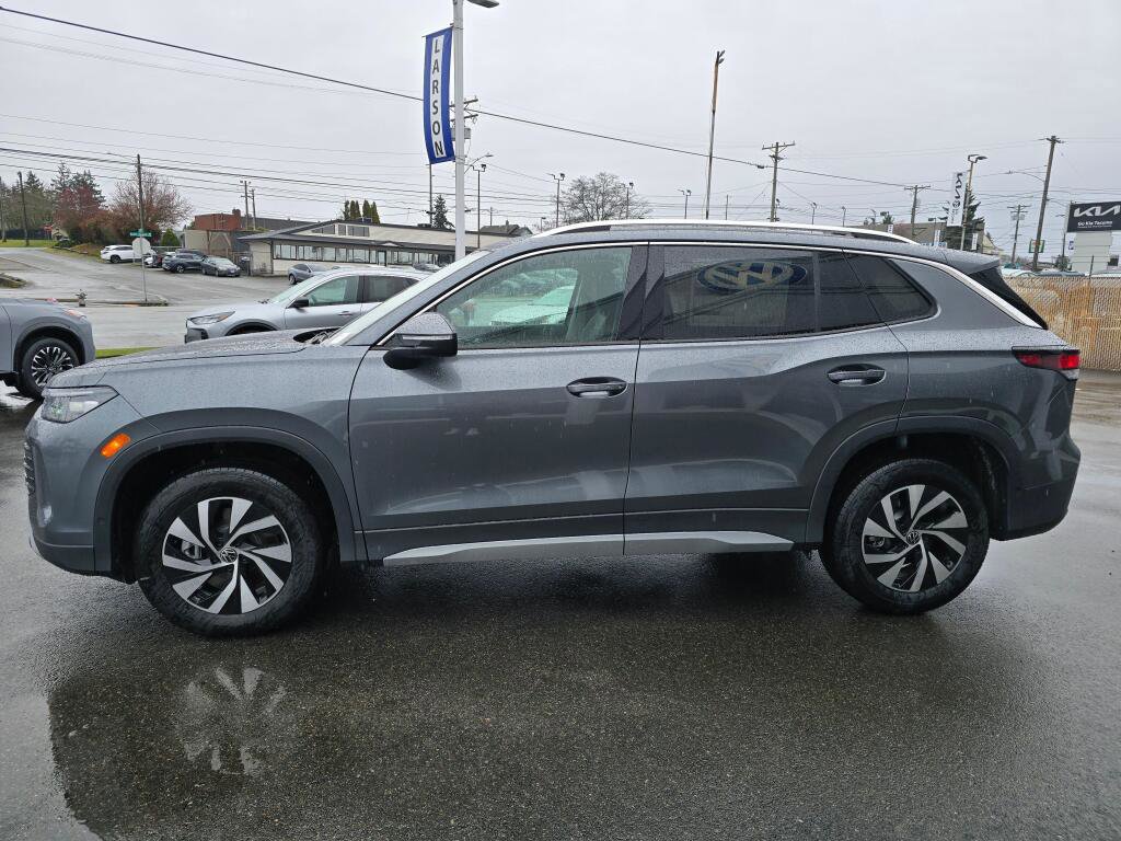 New 2026 Volkswagen Tiguan S image 7