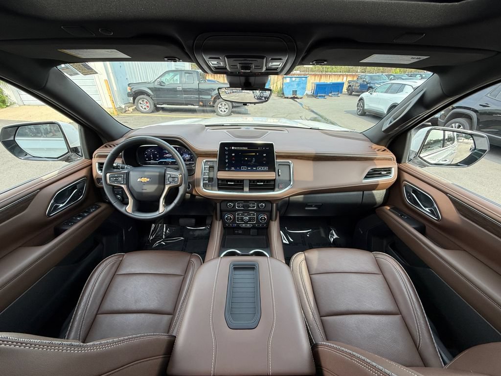 Used 2024 Chevrolet Tahoe High Country AWD/4WD image 24