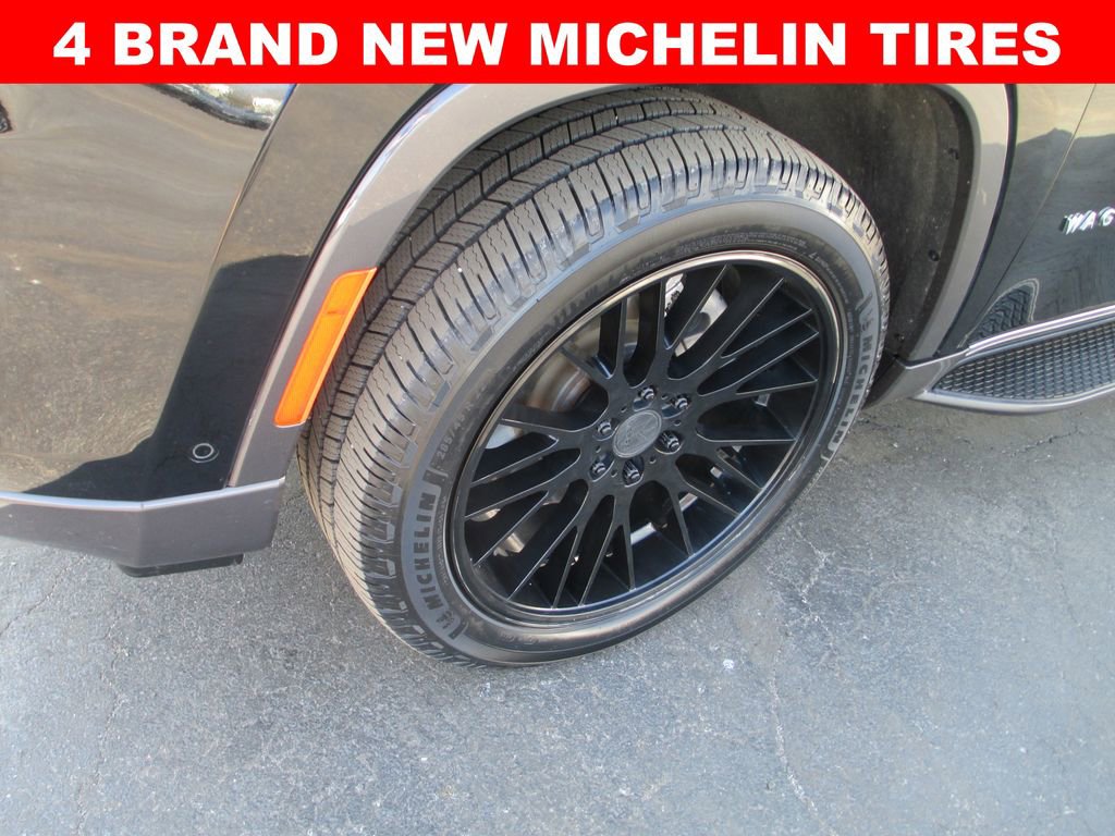 Used 2022 Jeep Wagoneer Series III image 4