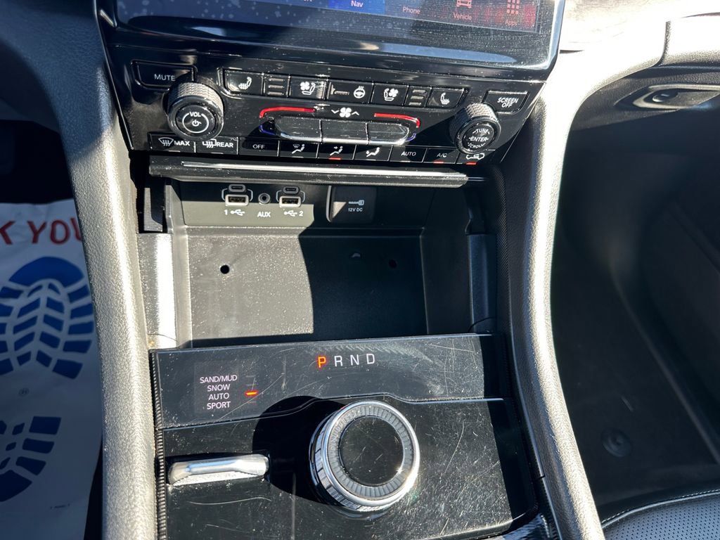 Used 2024 Jeep Grand Cherokee L Limited w/ Luxury Tech Group II image 20