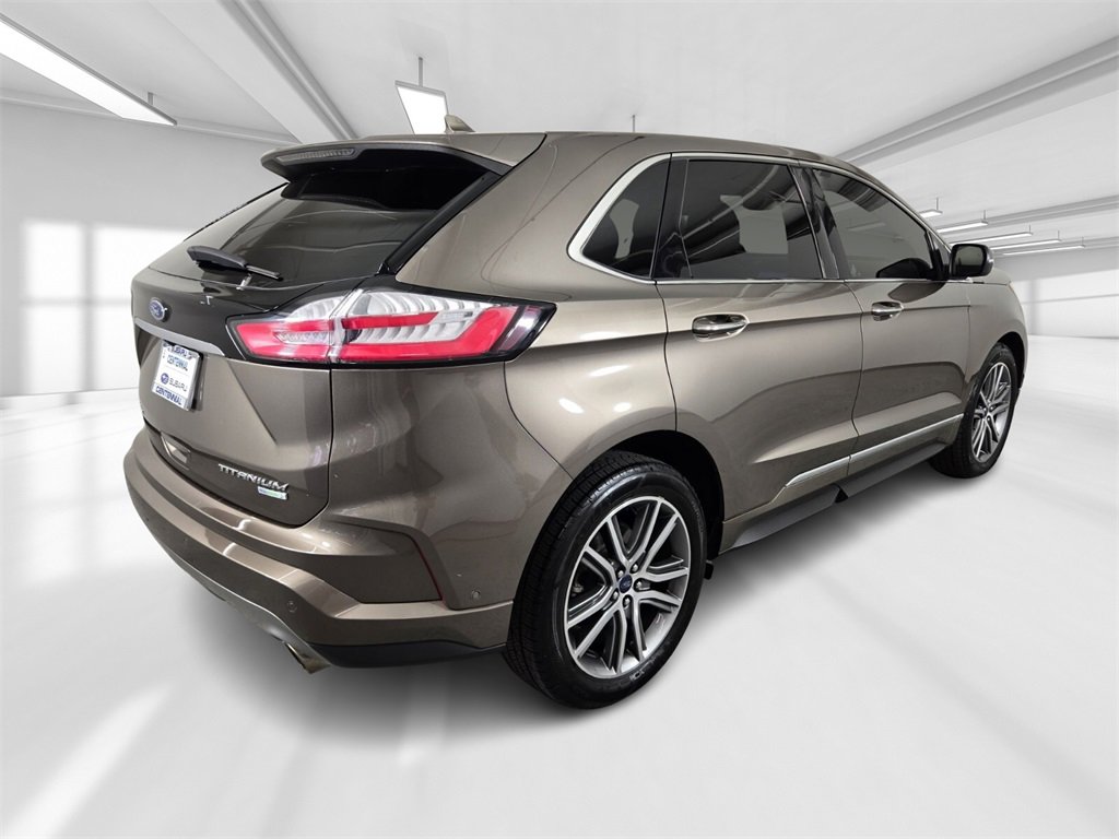 Used 2019 Ford Edge Titanium w/ Equipment Group 301A image 7