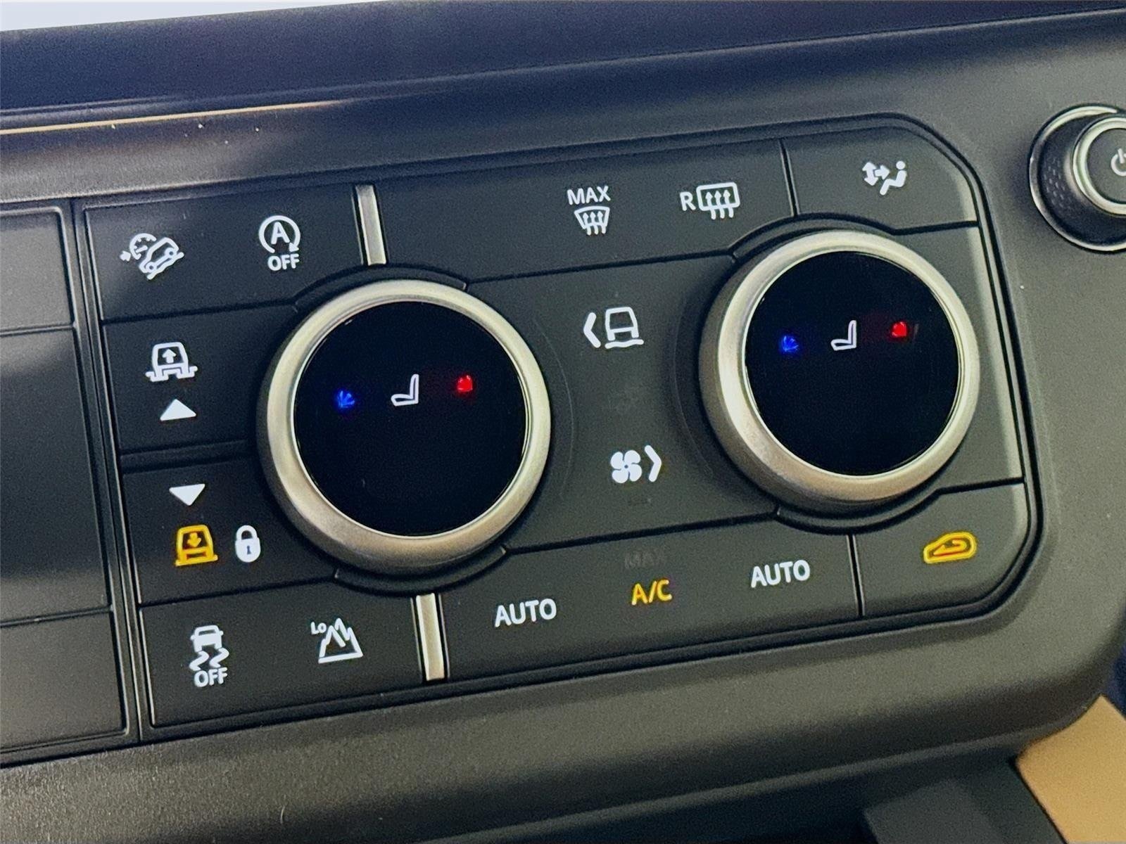 New 2026 Land Rover Defender 110 X-Dynamic SE AWD/4WD image 23