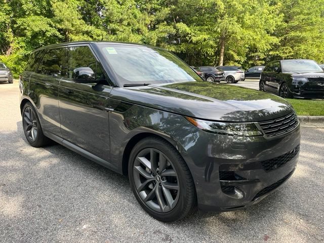 Certified 2025 Land Rover Range Rover Sport SE AWD/4WD image 2