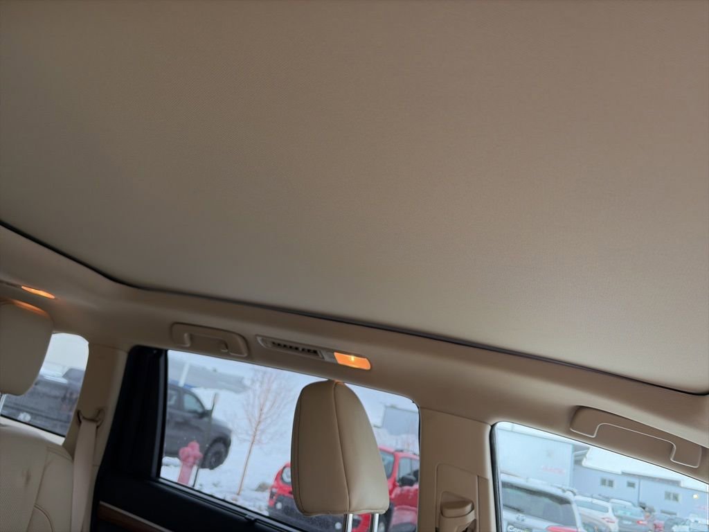 Used 2017 Toyota Highlander Limited Platinum image 13