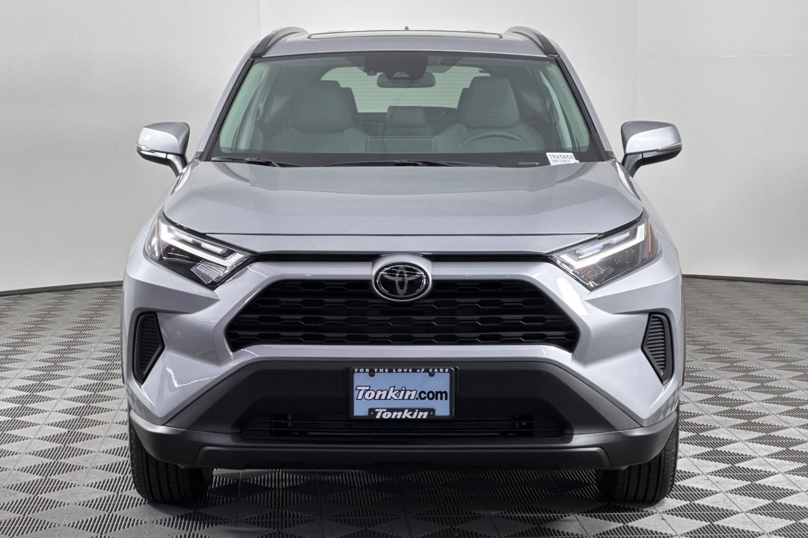New 2025 Toyota RAV4 XLE image 9