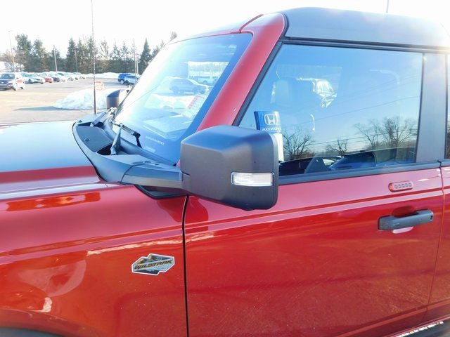 Used 2023 Ford Bronco Wildtrak image 11