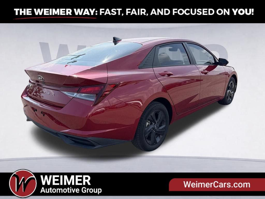 Certified 2023 Hyundai Elantra SEL FWD image 6