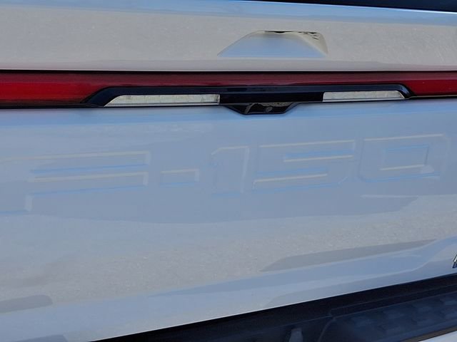 Used 2024 Ford F150 Lightning Lariat AWD/4WD image 31