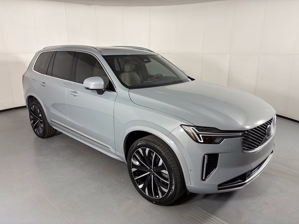 New 2026 Volvo XC90 T8 Plus w/ Protection Package AWD/4WD image 2