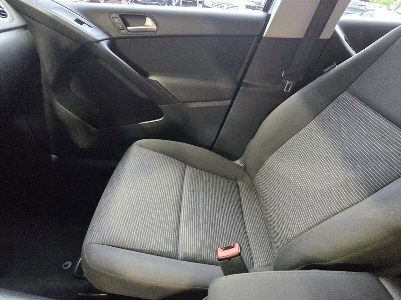 Used 2014 Volkswagen Tiguan S FWD image 21