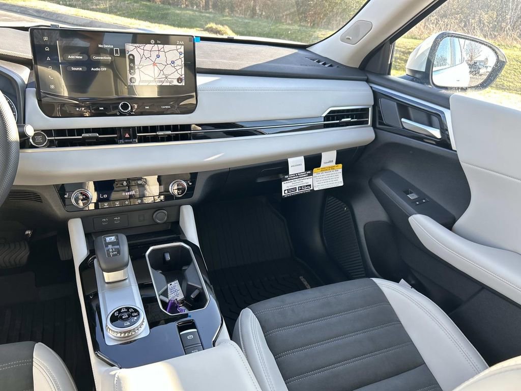 New 2026 Mitsubishi Outlander SE AWD/4WD image 17