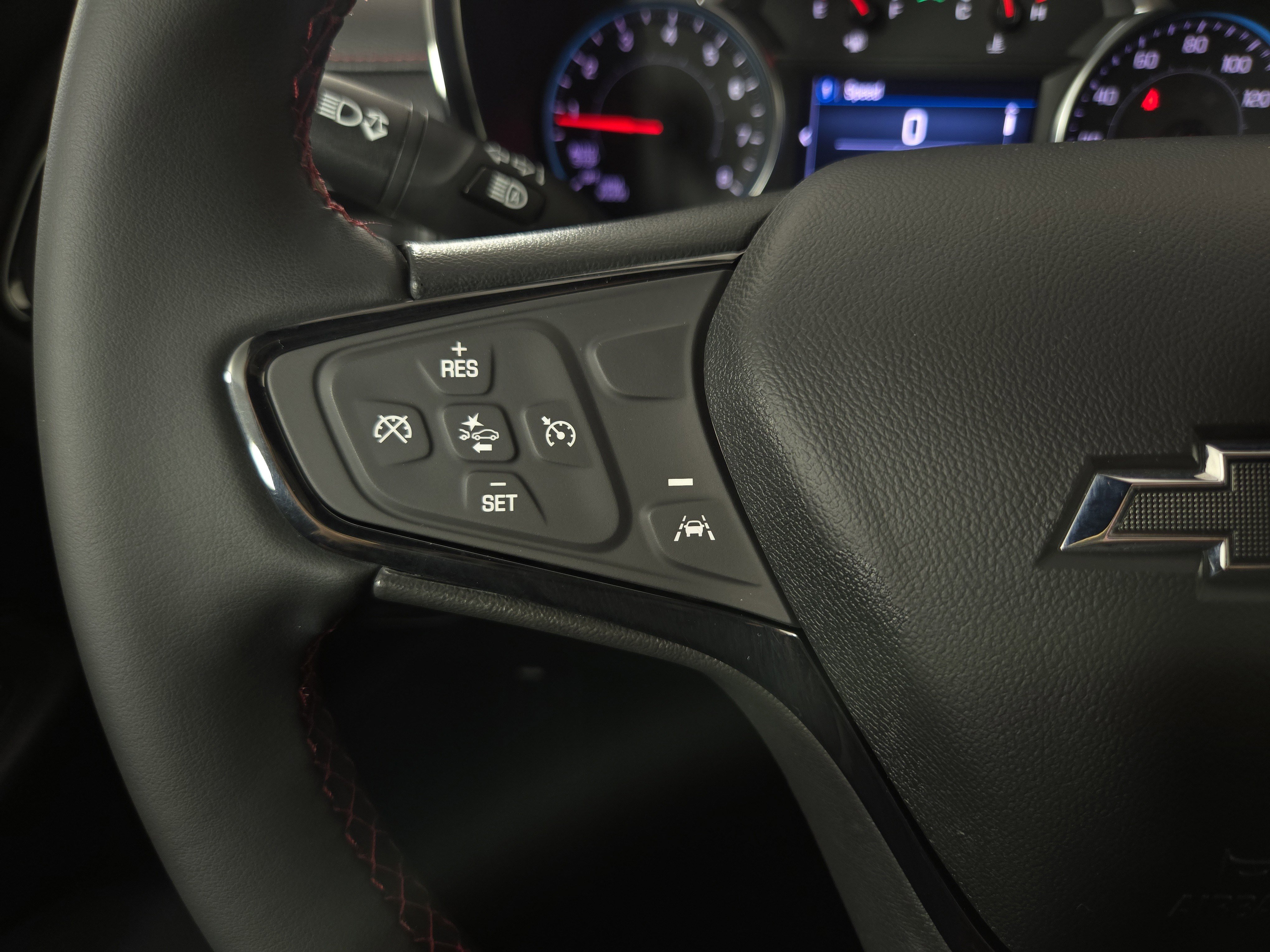 Certified 2024 Chevrolet Equinox RS FWD image 15