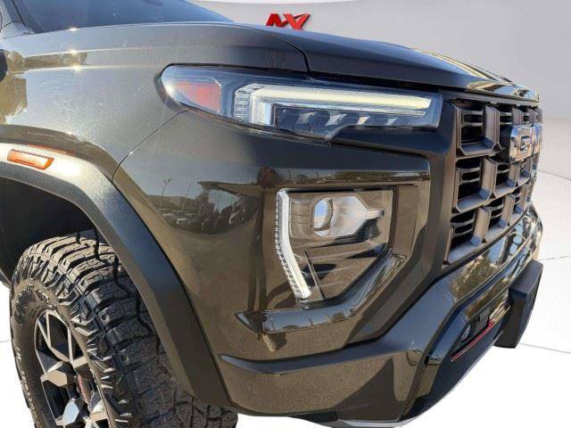 Used 2024 GMC Canyon AT4X AWD/4WD image 11